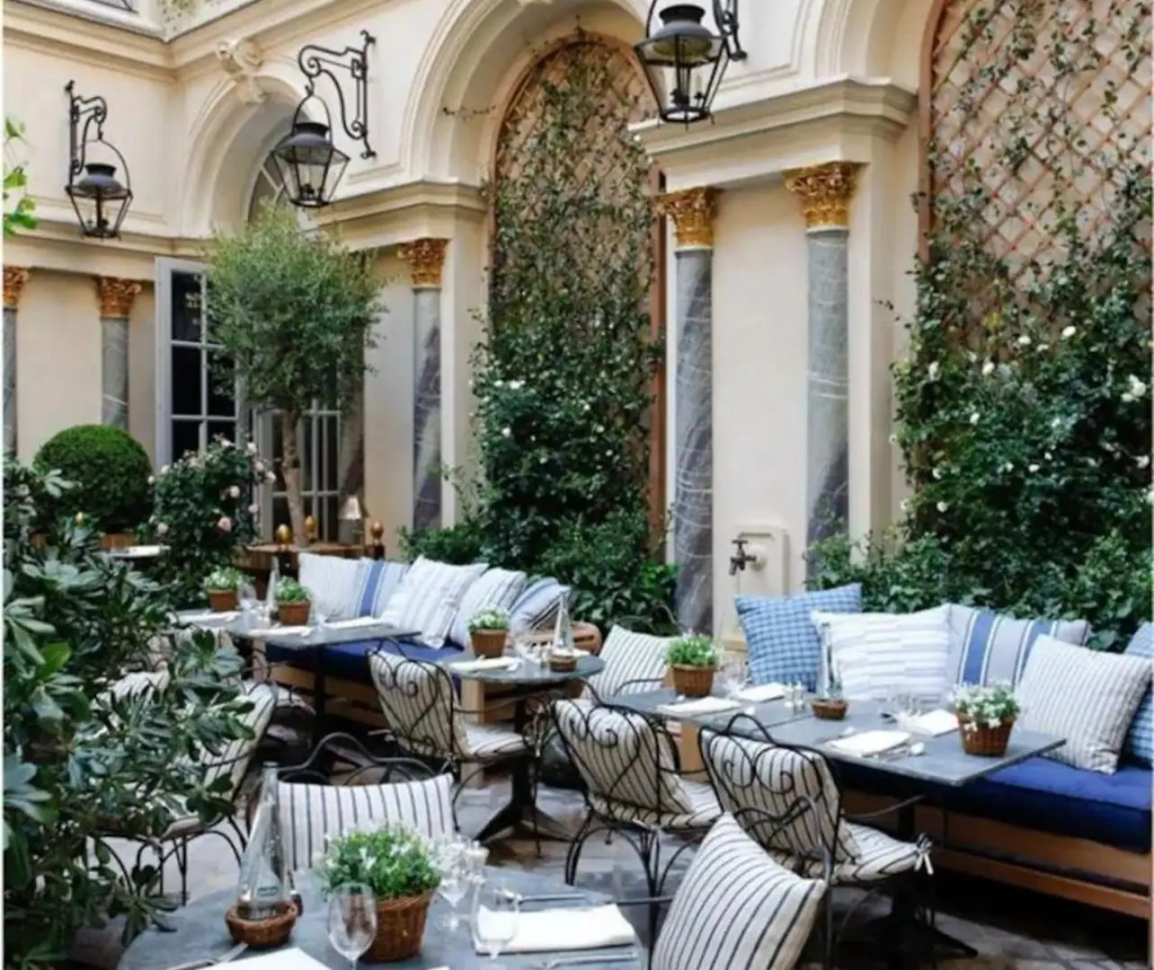 Chic Appartement En Plein Coeur De Paris 0*,  France